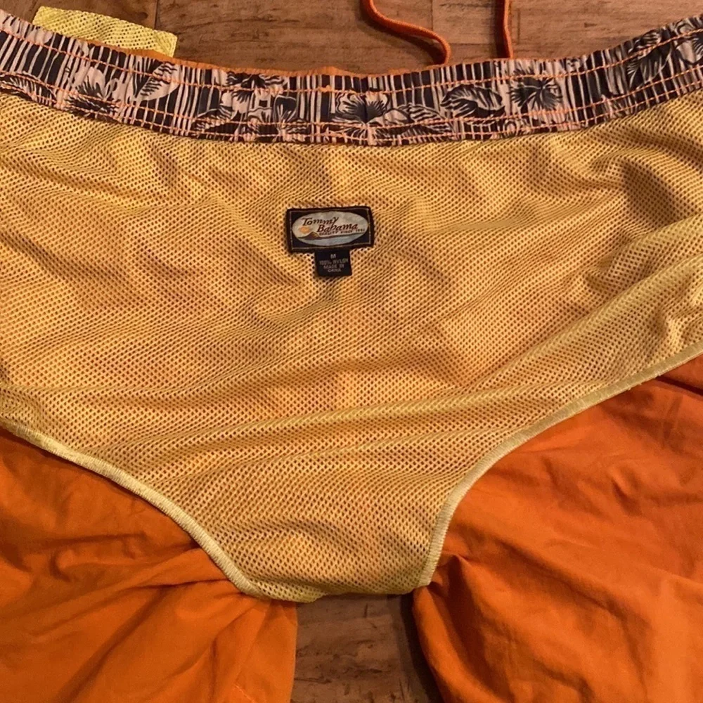 Tommy Bahama Relaxed Swim Trunks – Men’s Size M – Orange